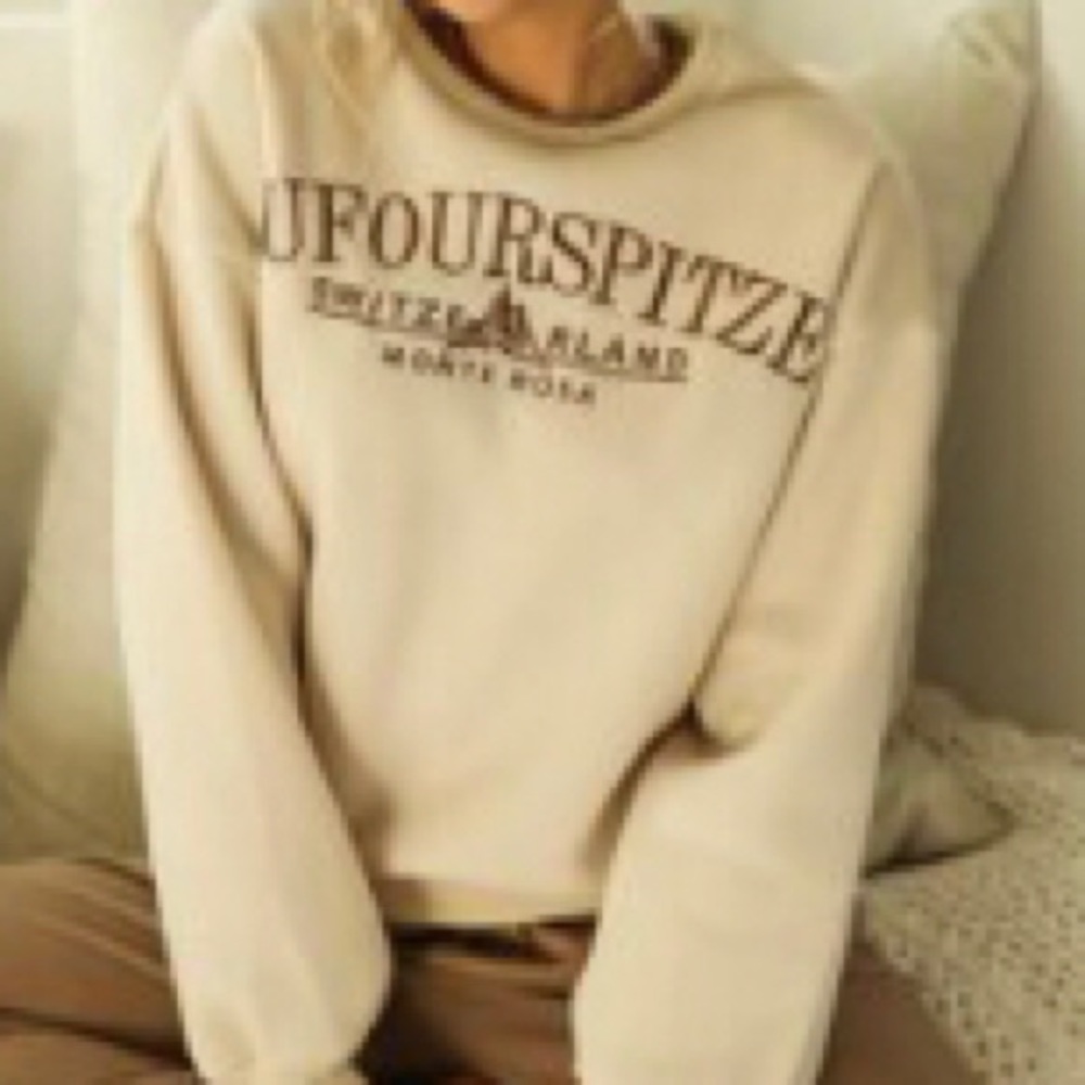 Sold out easy to style crew neck